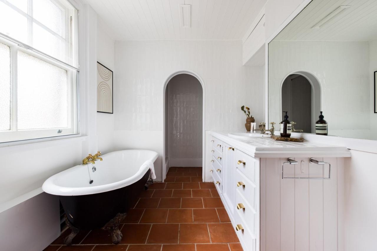 Апартаменты The London Bridge Escape - Stylish 2Bdr House In The Heart Of Лондон Экстерьер фото