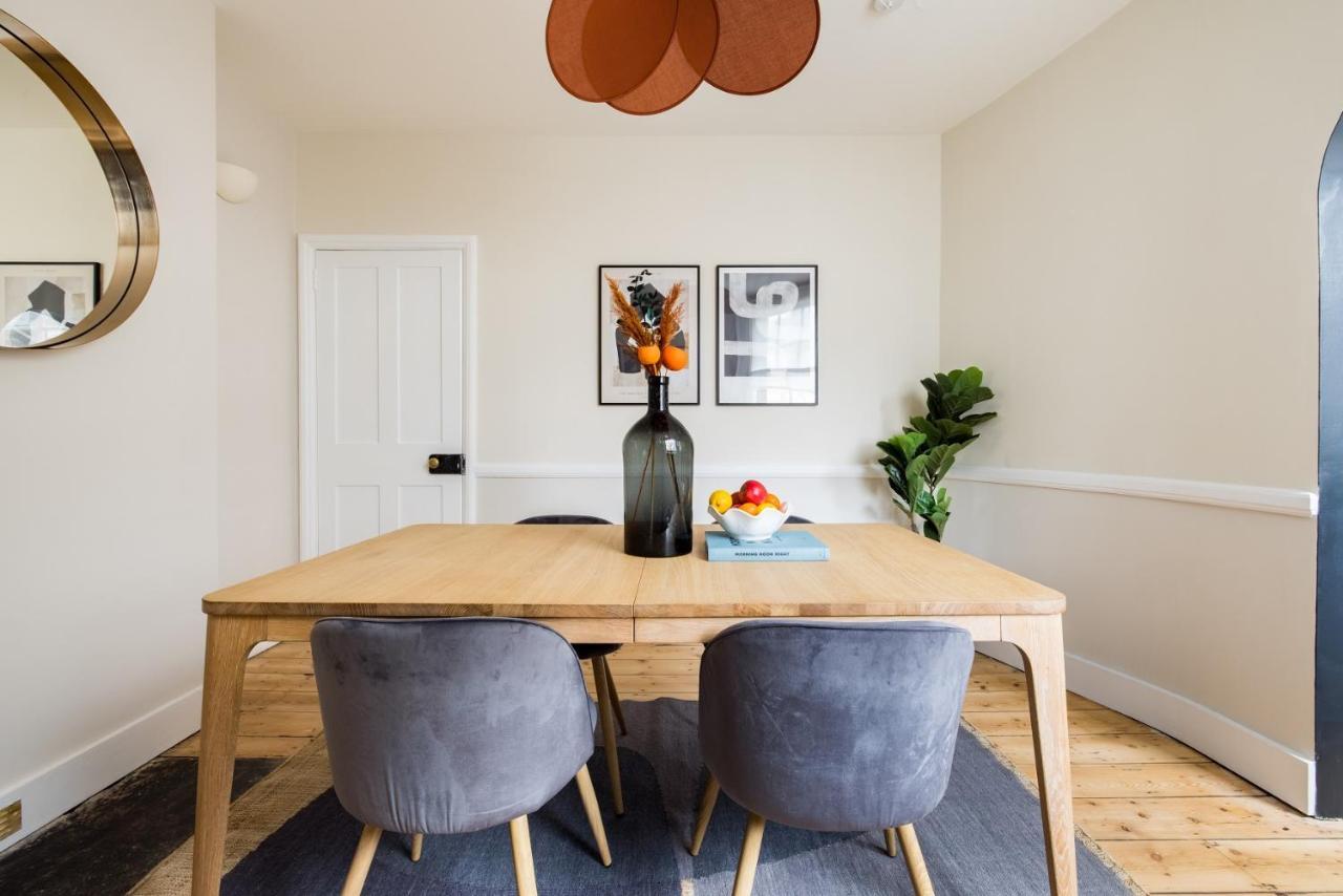 Апартаменты The London Bridge Escape - Stylish 2Bdr House In The Heart Of Лондон Экстерьер фото
